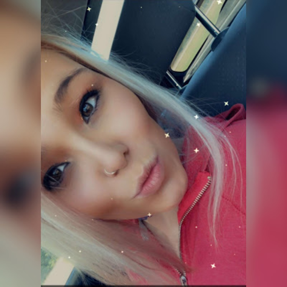 Meet your Posher, Nina